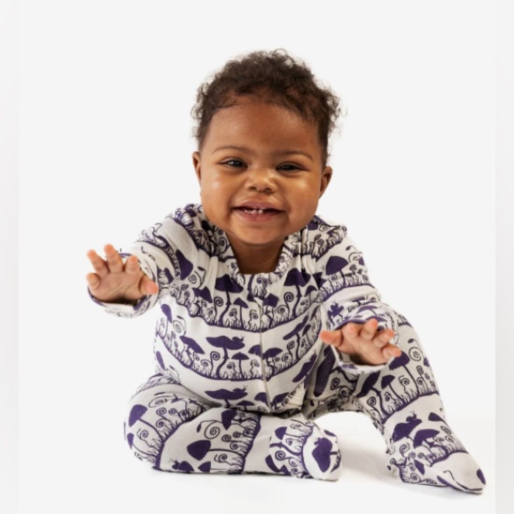 NWT Kate Quinn LONG SLEEVE ZIPPER FOOTIE | PURPLE PLUM TOADSTOOL SZ 3-6 month